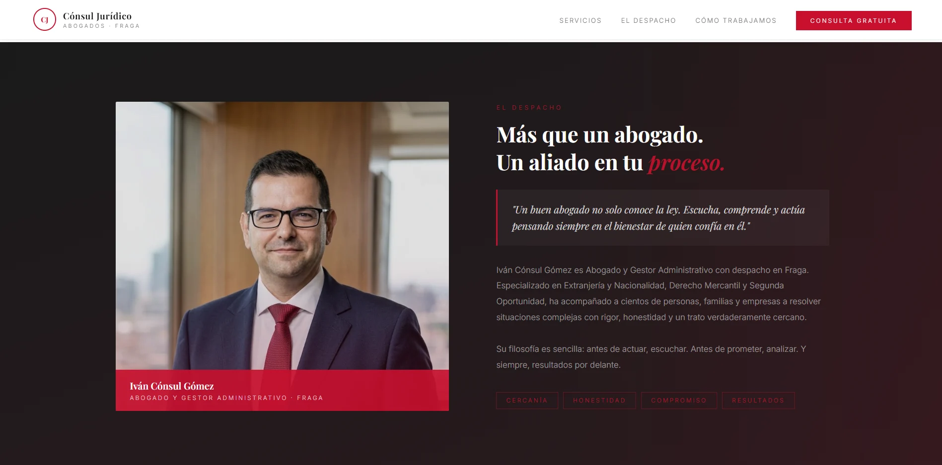 Iván Cónsul Gómez con la nueva web en producción